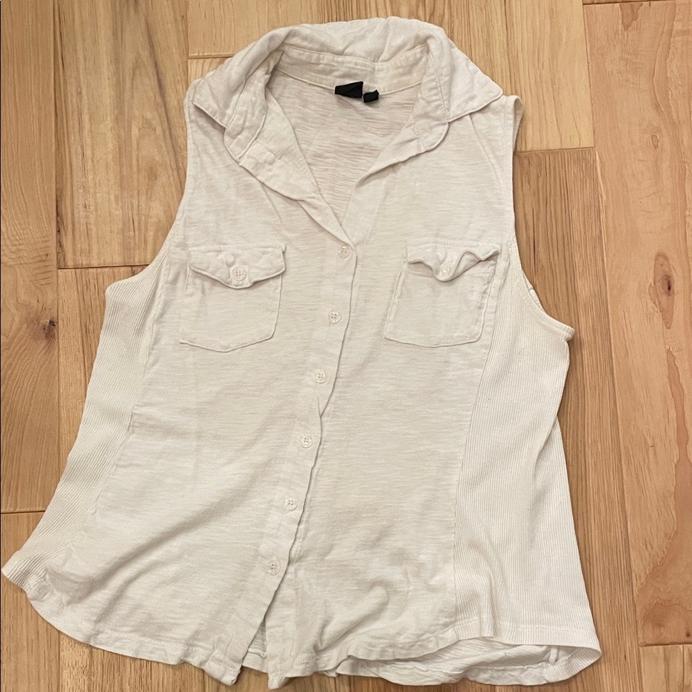 Woodland Sleeveless Cream Button-Up Top